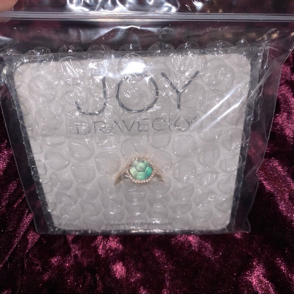 Cloe ring - Picture 2 of 4